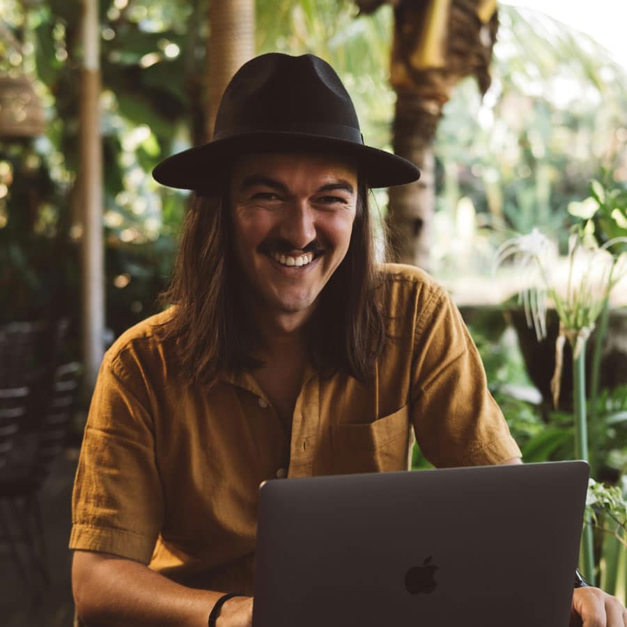 Life-Coach-To-Quit-the-9-5 Life Coach For Career Change